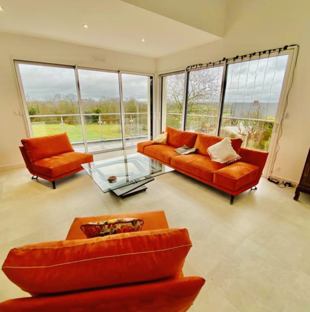 Contemporaine